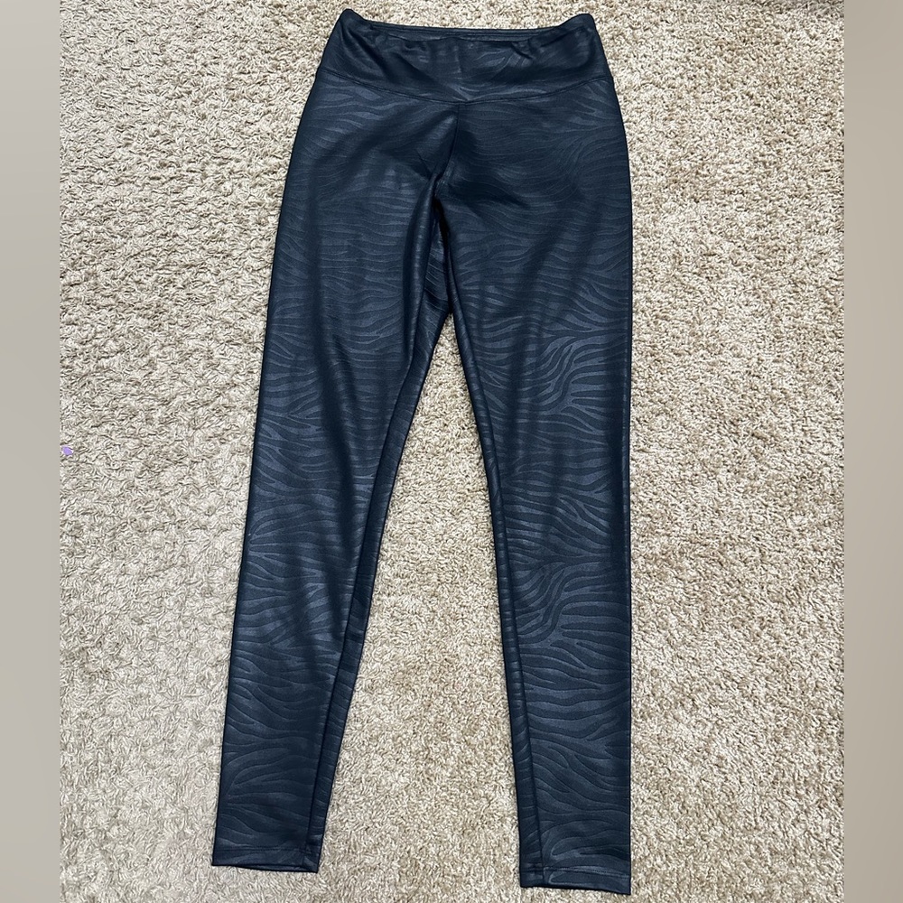 express high rise black zebra print leggings
